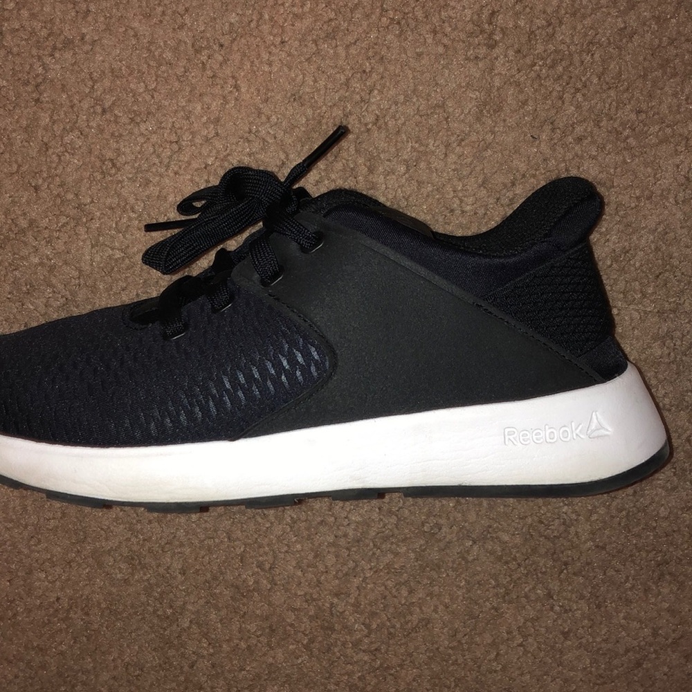 Worn Once Reebok Shoes - Picture 5 of 6